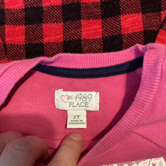 Assorted Girls' Long Sleeve Tops - Picture 3 of 13